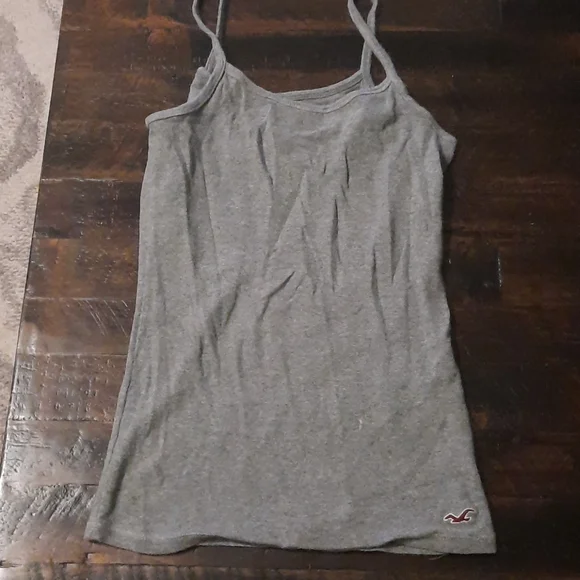 Hollister tank - Picture 1 of 4
